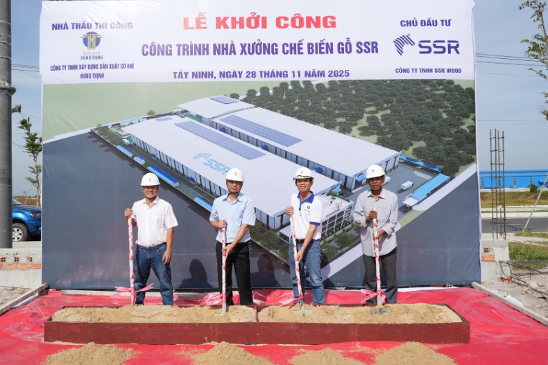 SSR President and the contractor's leadership performed the groundbreaking ceremony