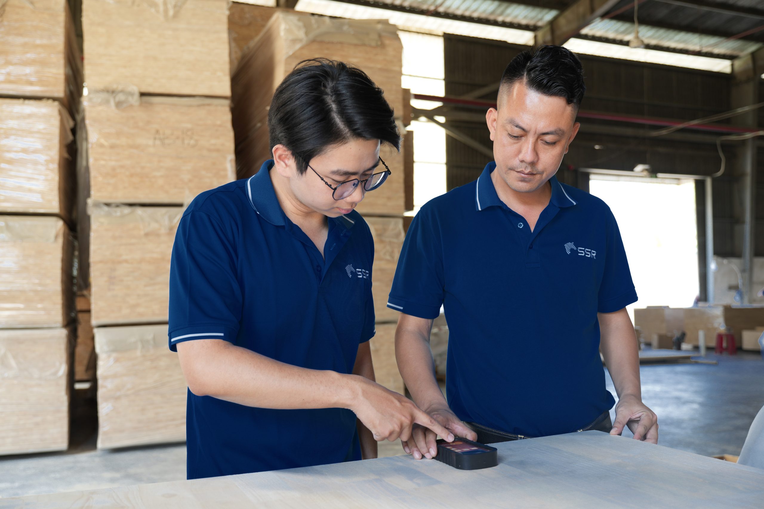 Meet Our Factory Managers: The People Who Keep SSR Wood Factory Running Strong