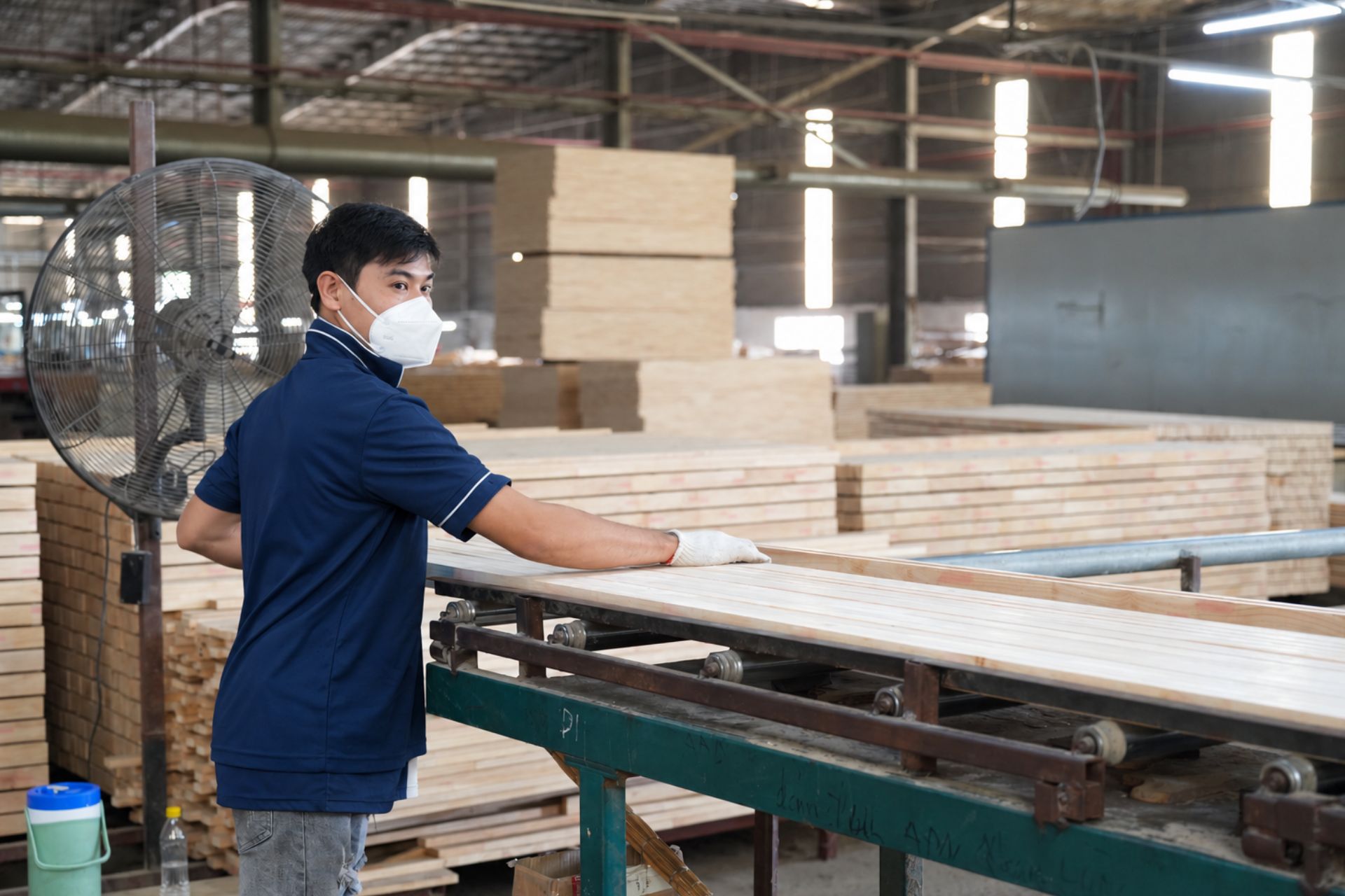 How SSR Controls Consistency Across Container-Scale Wood Panel Production How SSR Controls Consistency Across Container-Scale Wood Panel Production