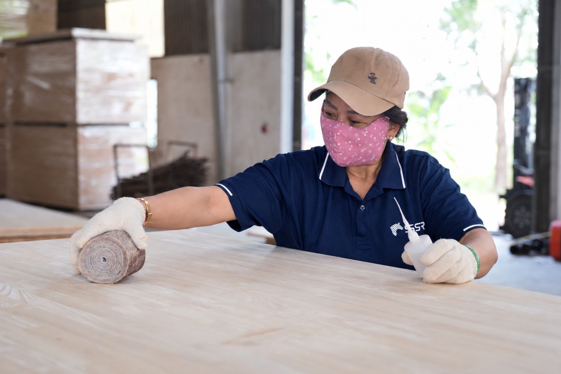 How SSR Controls Consistency Across Container-Scale Wood Panel Production Wood panel sanding and surface quality control