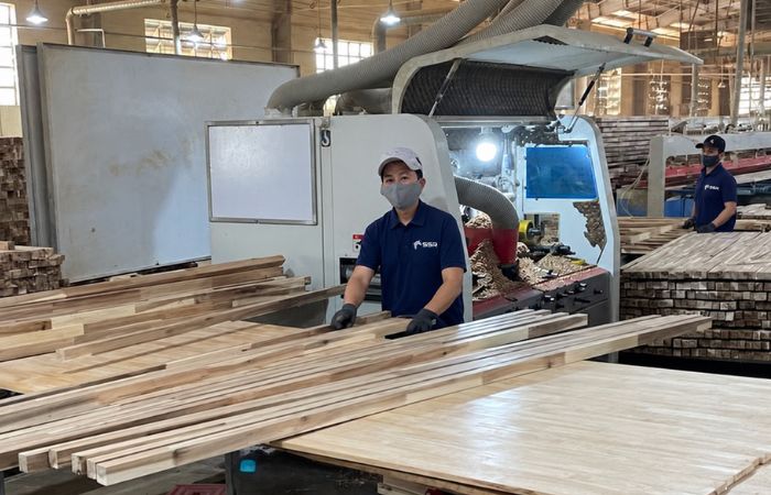Acacia panel edge pressing