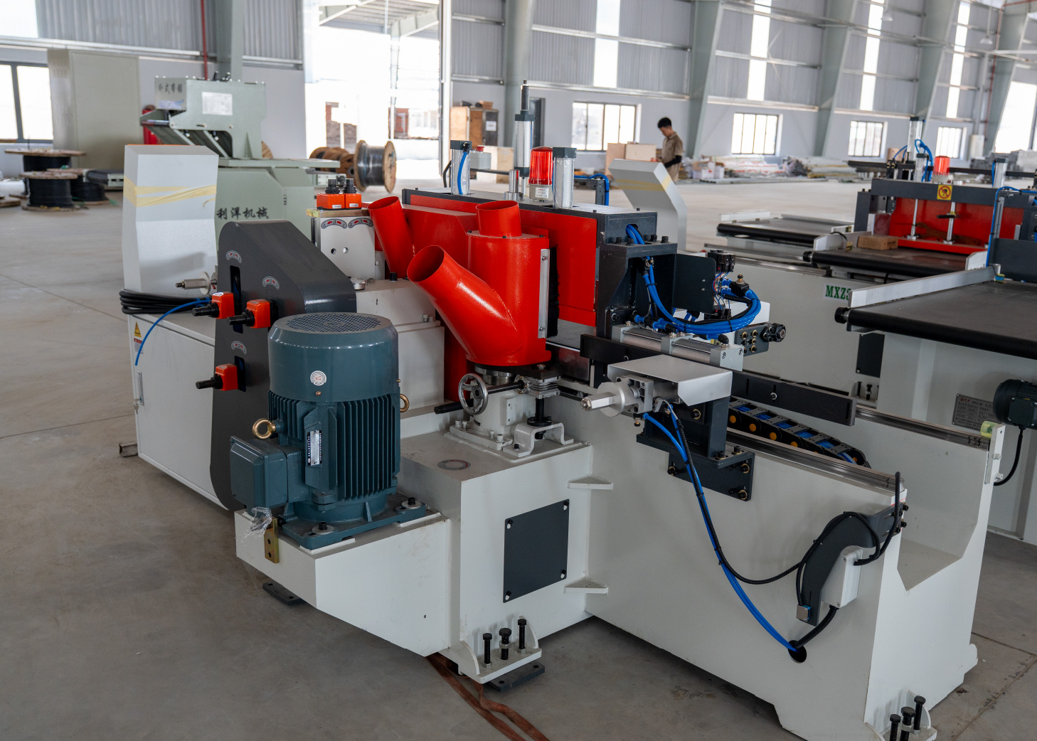Wood sanding equipment at SSR Wood Factory